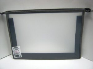 Папка для тетрадей пластиковая на молнии А4 прозрачная/серая