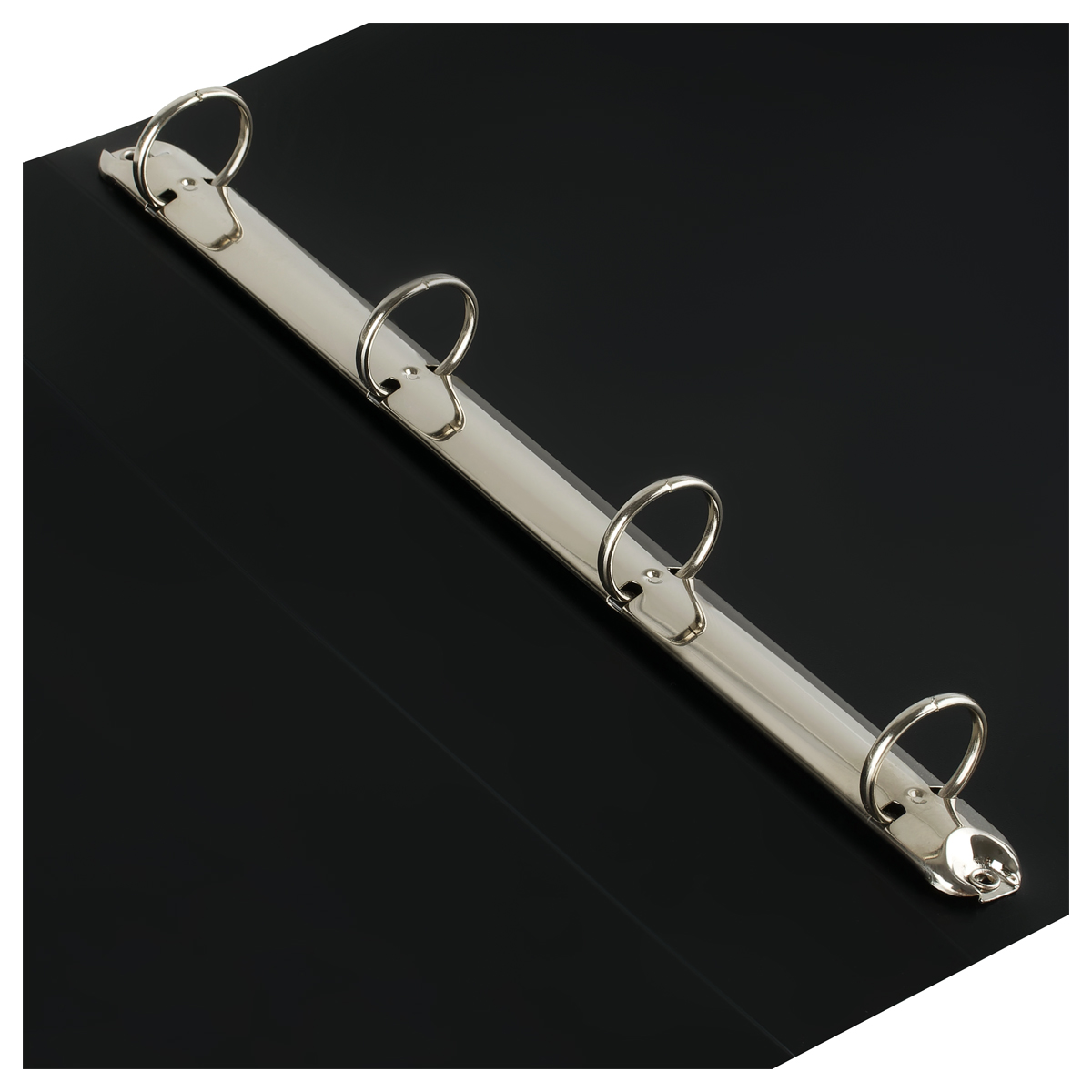 Папка на 4х кольцах 40мм СТАММ Стандарт черная